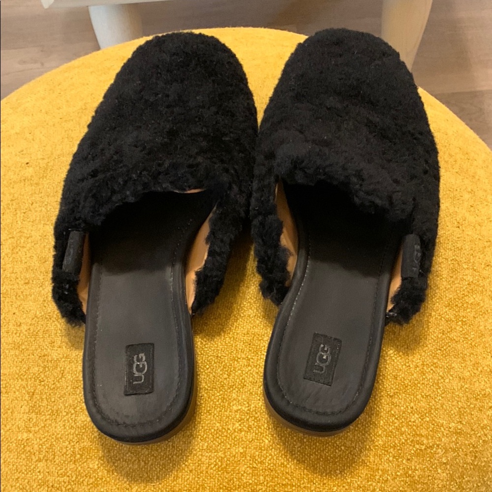 UGG Black Fuzzy Slippers Mule Style